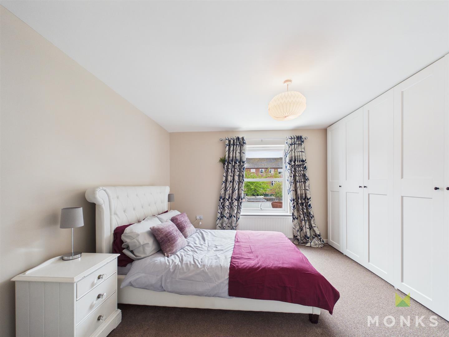 12 Wilfred Owen Close, Shrewsbury, SY2 5BY For Sale